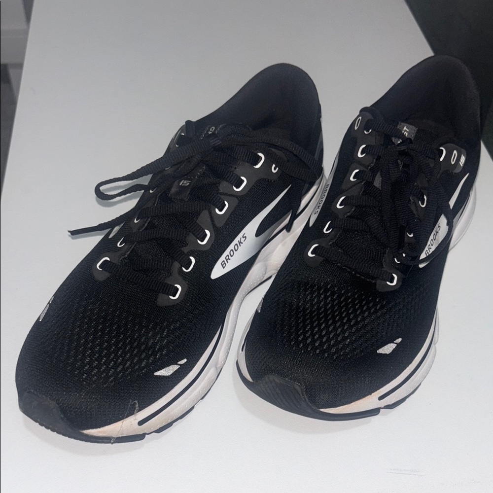 Brooks Ghost Black and White Running Shoes with Breathable Mesh